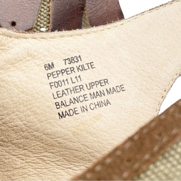 Frye Pepper Kiltie Wedge Sandals Sz 6 Brown Leather Canvas Cork Slingback Buckle - Picture 14 of 16